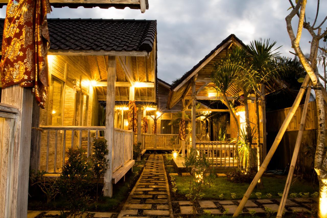 The Syron Huts Lembongan Hotell Eksteriør bilde