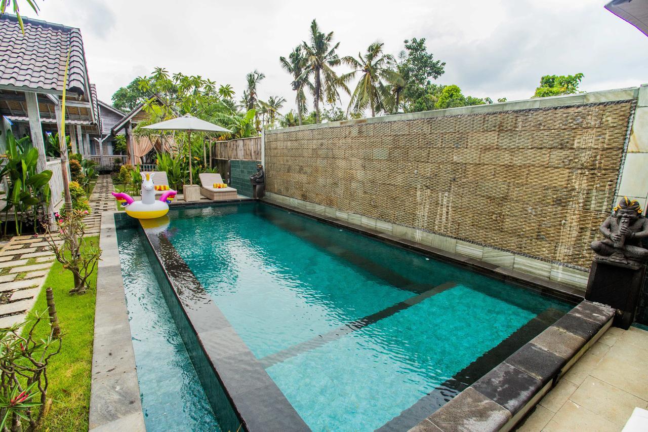 The Syron Huts Lembongan Hotell Eksteriør bilde