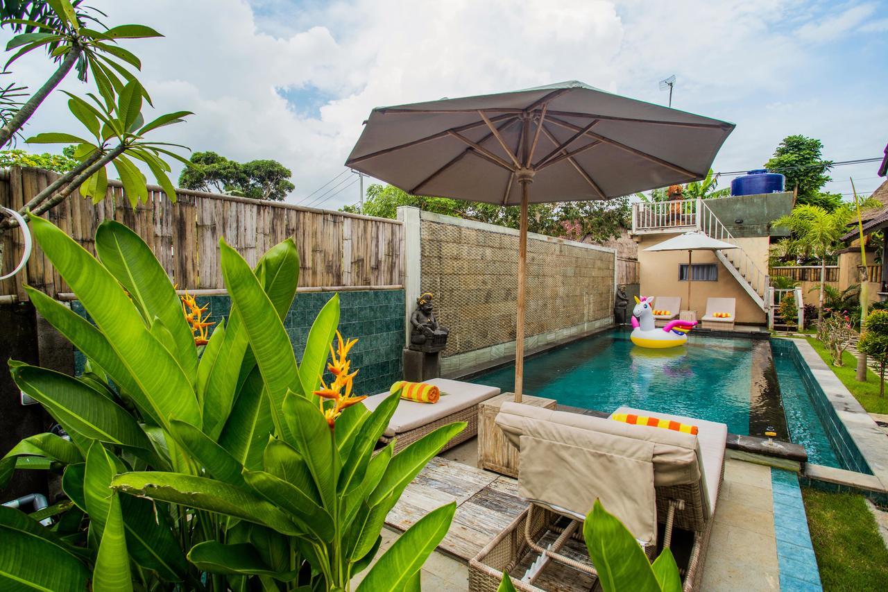The Syron Huts Lembongan Hotell Eksteriør bilde