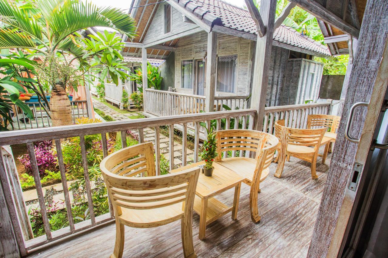 The Syron Huts Lembongan Hotell Eksteriør bilde