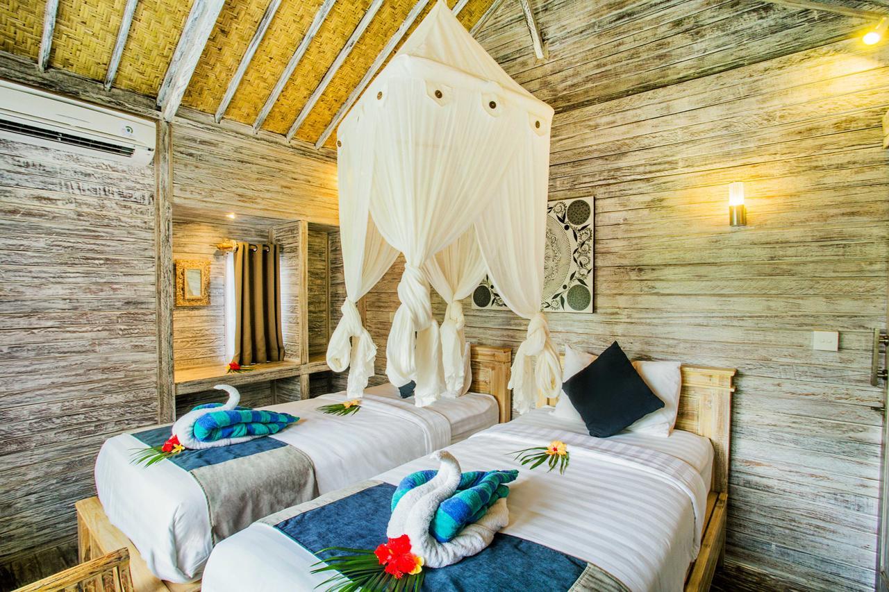 The Syron Huts Lembongan Hotell Eksteriør bilde
