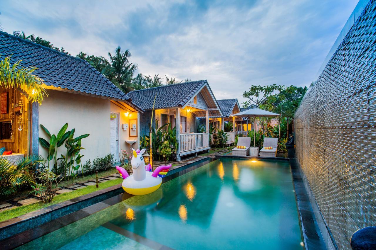 The Syron Huts Lembongan Hotell Eksteriør bilde