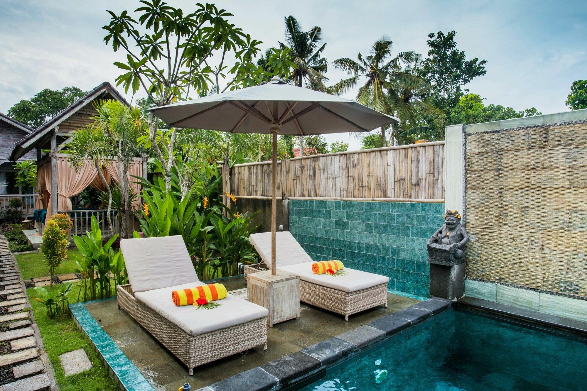 The Syron Huts Lembongan Hotell Eksteriør bilde